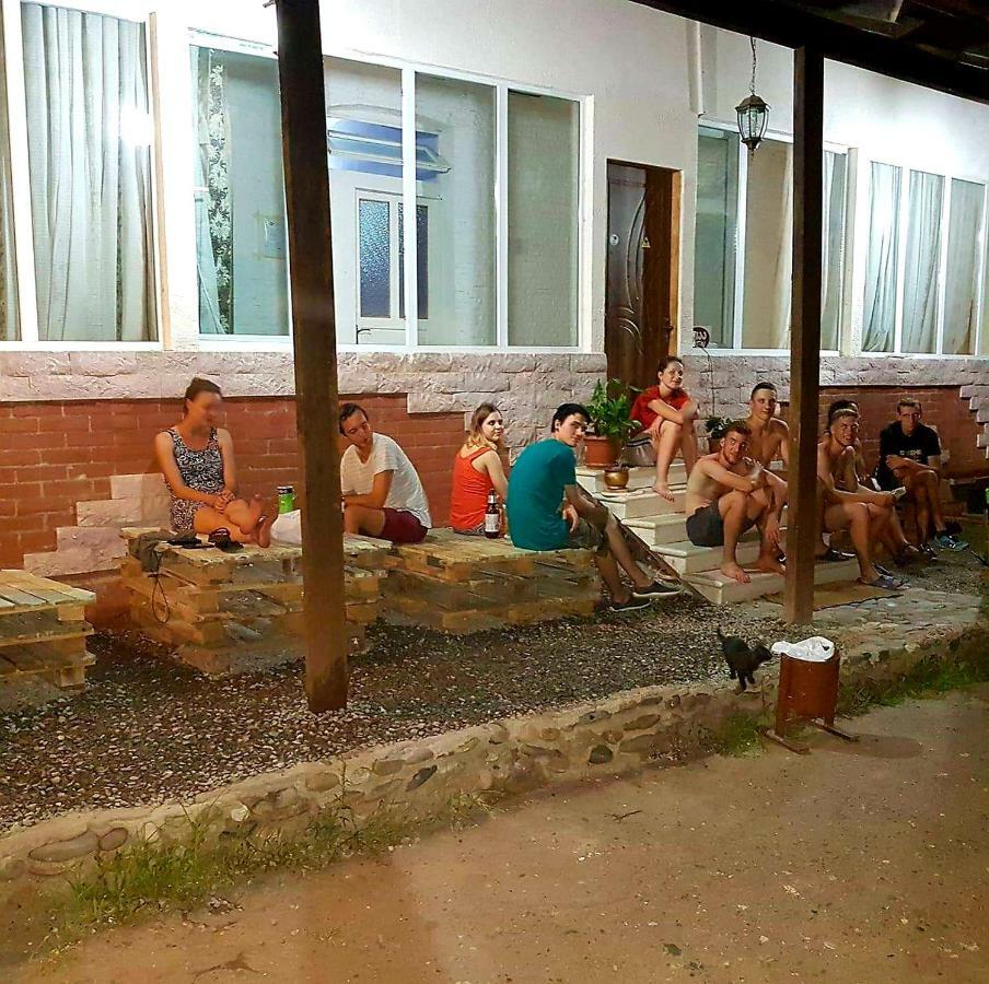 Tbilisi Yard Hostel Exterior foto
